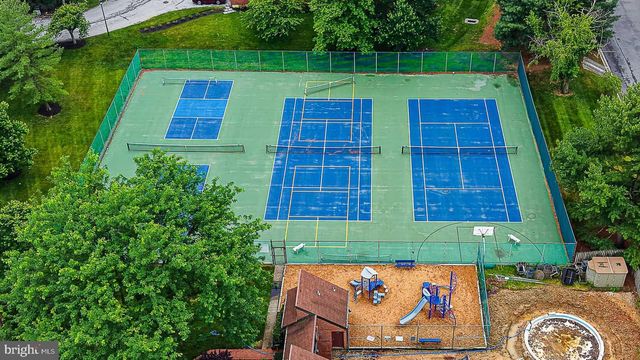 708 OLD CROSSING DR, Baltimore, MD 21208