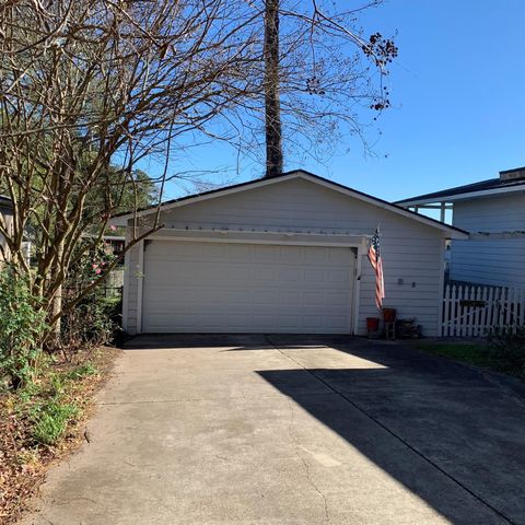 210 Willow Bend, Onalaska, TX 77360