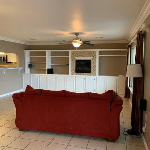 210 Willow Bend, Onalaska, TX 77360