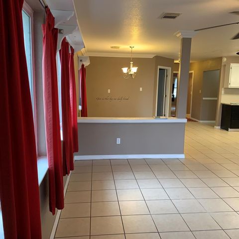 210 Willow Bend, Onalaska, TX 77360