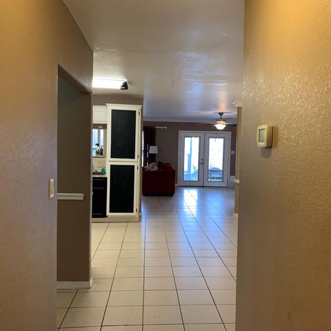 210 Willow Bend, Onalaska, TX 77360