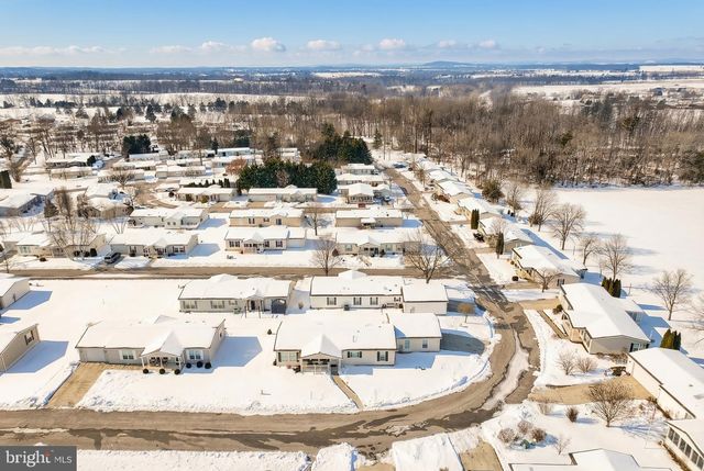 267 RUNAWAY RD, Abbottstown, PA 17301