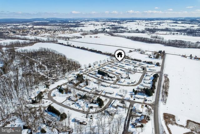 267 RUNAWAY RD, Abbottstown, PA 17301