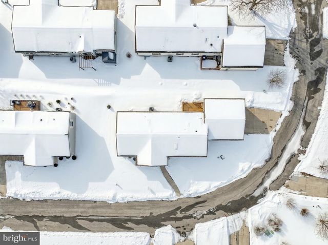 267 RUNAWAY RD, Abbottstown, PA 17301