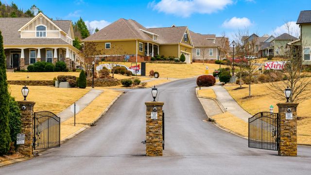 415 Tuscany Village Drive, Ringgold, GA 30736