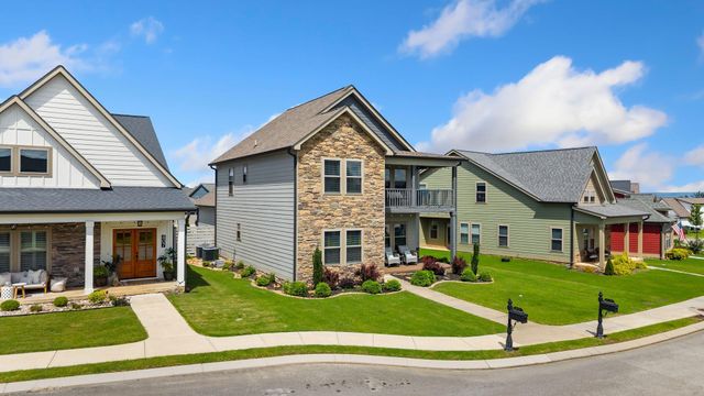 415 Tuscany Village Drive, Ringgold, GA 30736