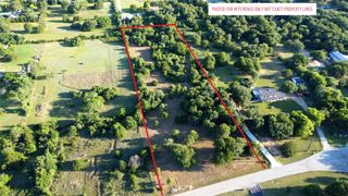 8005 Vista Lago Street, Azle, TX 76020