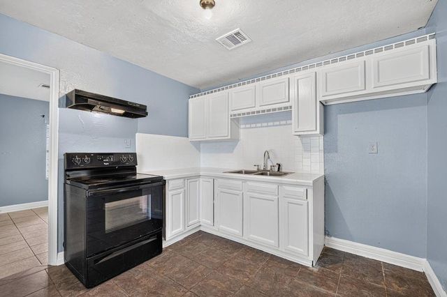 7319 Mountbatten Road, Houston, TX 77033