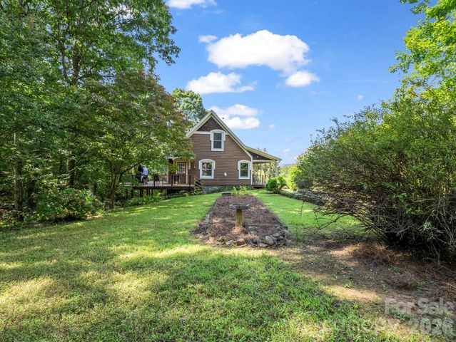 382 First Broad Drive, Bostic, NC 28018
