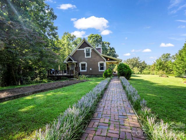 382 First Broad Drive, Bostic, NC 28018
