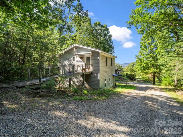 382 First Broad Drive, Bostic, NC 28018