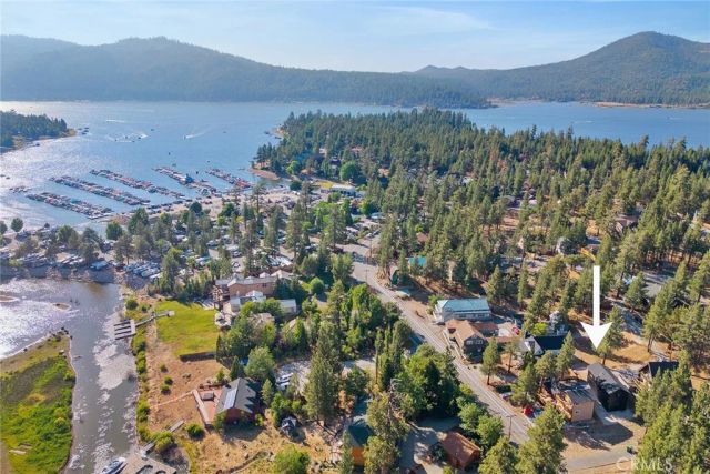 425 Castella Lane, Big Bear Lake, CA 92315