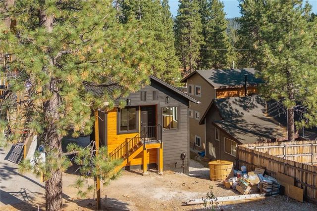 425 Castella Lane, Big Bear Lake, CA 92315