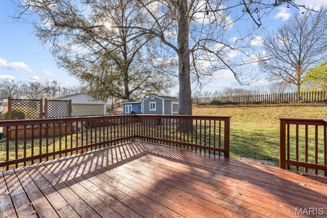 8721 Del Vista Drive, St Louis, MO 63126