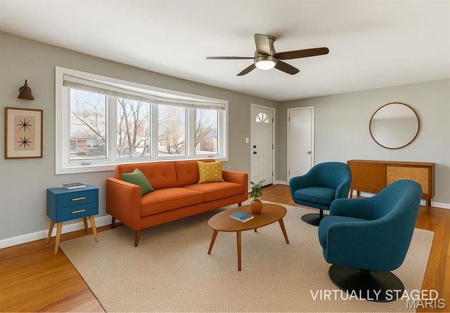 8721 Del Vista Drive, St Louis, MO 63126