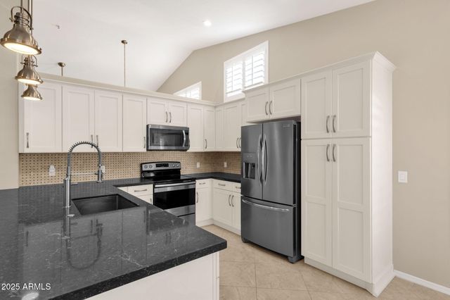 11840 E CLINTON Street, Scottsdale, AZ 85259