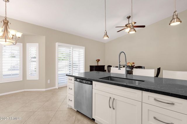 11840 E CLINTON Street, Scottsdale, AZ 85259