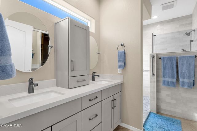 11840 E CLINTON Street, Scottsdale, AZ 85259