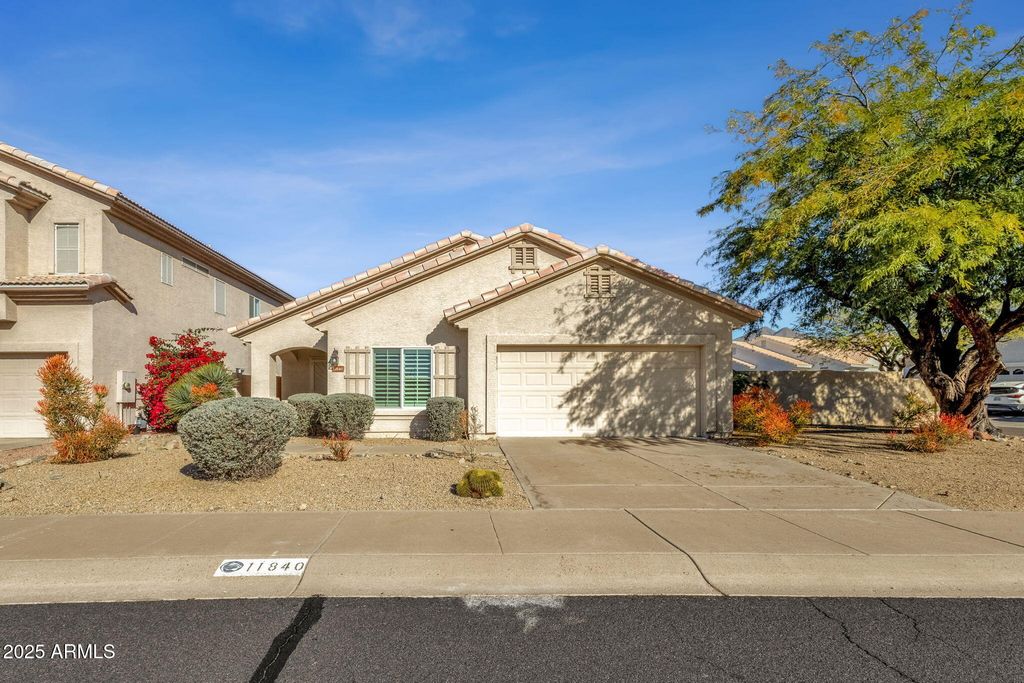 11840 E CLINTON Street, Scottsdale, AZ 85259