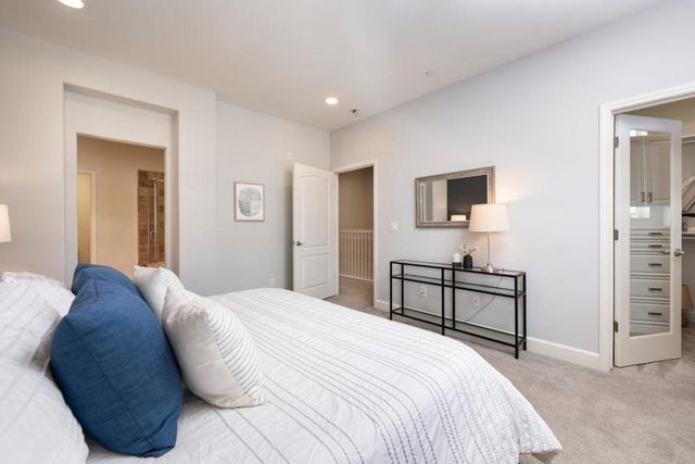 31 Bremerton Circle, Redwood City, CA 94065