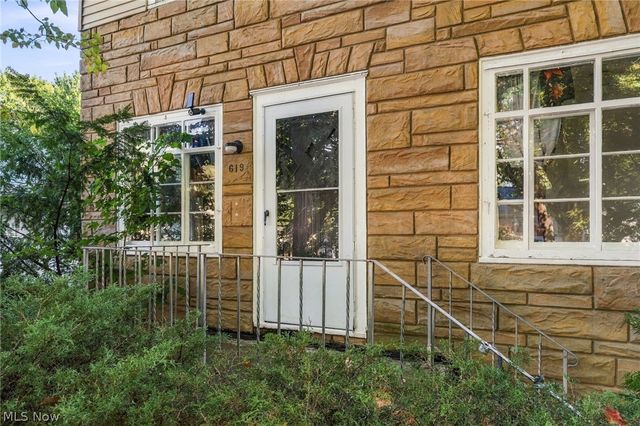619 Garry Road, Akron, OH 44305