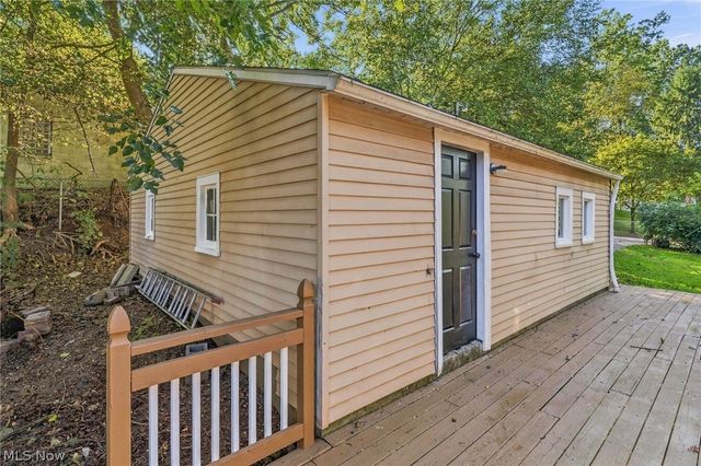 619 Garry Road, Akron, OH 44305