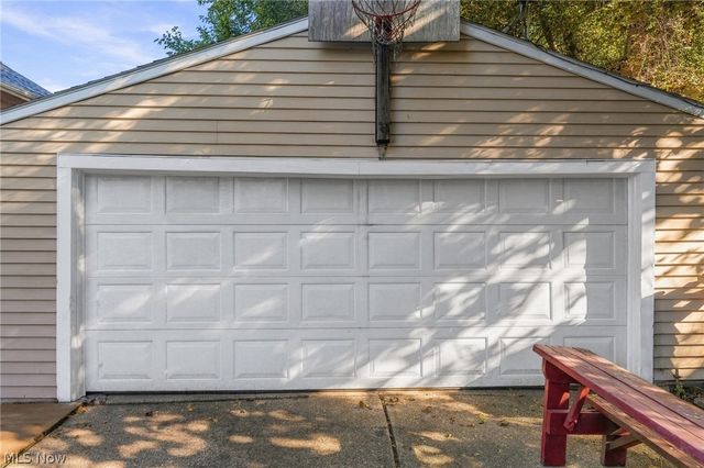 619 Garry Road, Akron, OH 44305