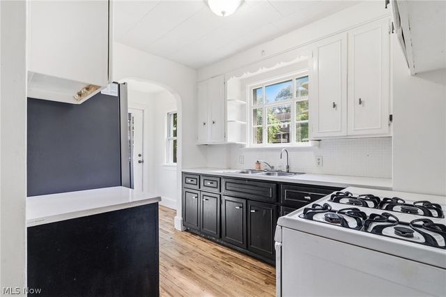 619 Garry Road, Akron, OH 44305
