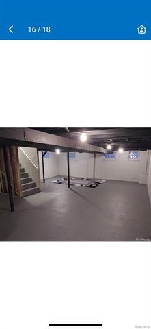 21137 Curie Avenue, Warren, MI 48091