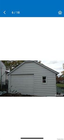 21137 Curie Avenue, Warren, MI 48091