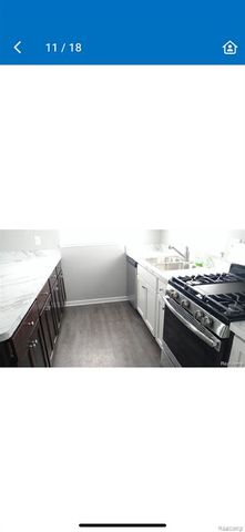 21137 Curie Avenue, Warren, MI 48091