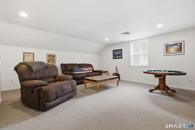 16 Sunset Hill Avenue, Norwalk, CT 06851