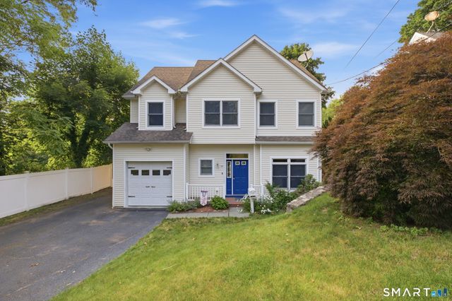 16 Sunset Hill Avenue, Norwalk, CT 06851