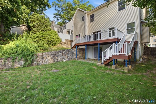 16 Sunset Hill Avenue, Norwalk, CT 06851