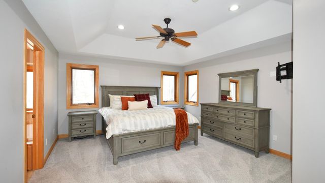 7000 Halifax Lane NW, Rochester, MN 55901