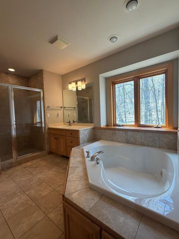7000 Halifax Lane NW, Rochester, MN 55901