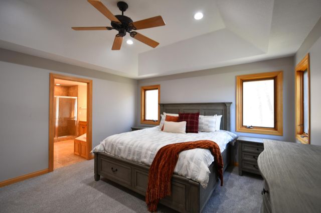 7000 Halifax Lane NW, Rochester, MN 55901