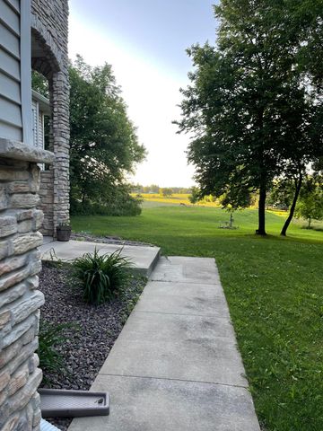 7000 Halifax Lane NW, Rochester, MN 55901