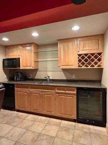 7000 Halifax Lane NW, Rochester, MN 55901