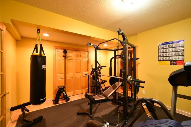 7000 Halifax Lane NW, Rochester, MN 55901