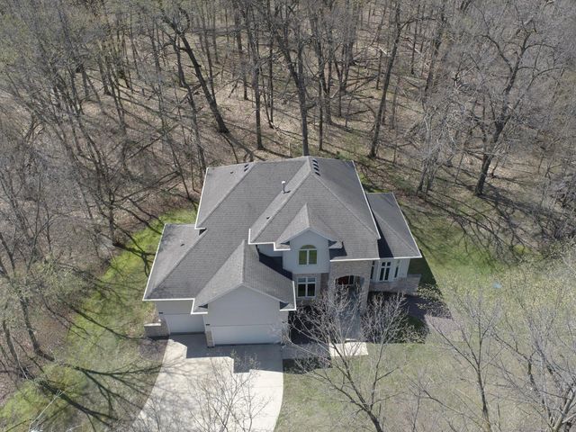 7000 Halifax Lane NW, Rochester, MN 55901