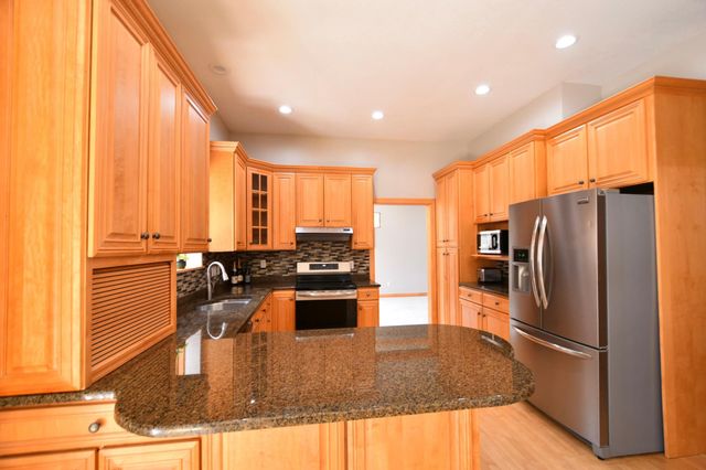 7000 Halifax Lane NW, Rochester, MN 55901
