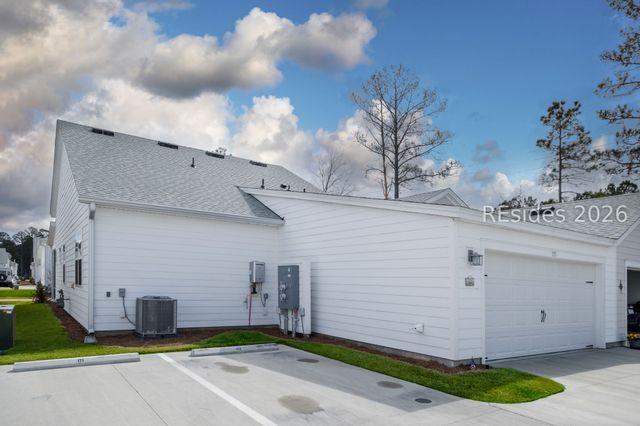 171 Tropics Avenue, Hardeeville, SC 29927