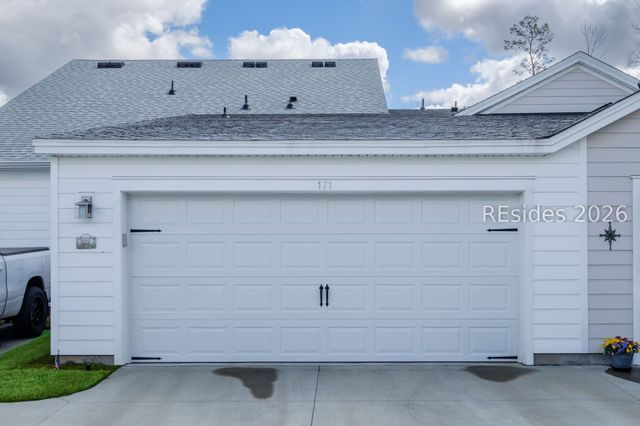 171 Tropics Avenue, Hardeeville, SC 29927