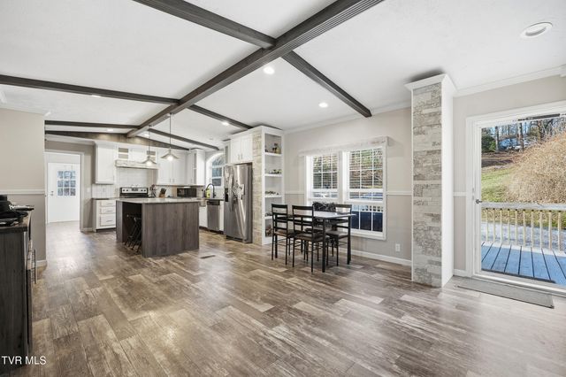 206 Southwest Wampler Avenue, Wise, VA 24293