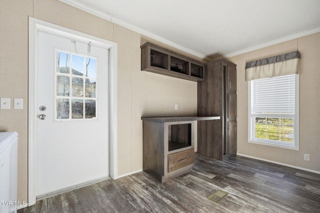 206 Southwest Wampler Avenue, Wise, VA 24293