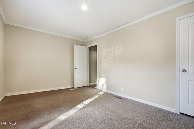 206 Southwest Wampler Avenue, Wise, VA 24293