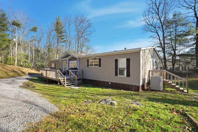 206 Southwest Wampler Avenue, Wise, VA 24293