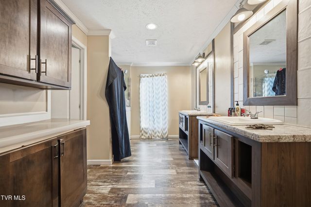 206 Southwest Wampler Avenue, Wise, VA 24293