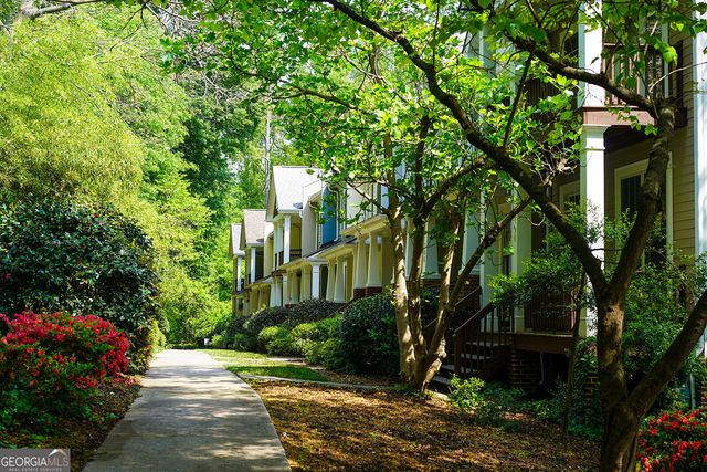 14 Oakhurst Terrace 13, Decatur, GA 30030